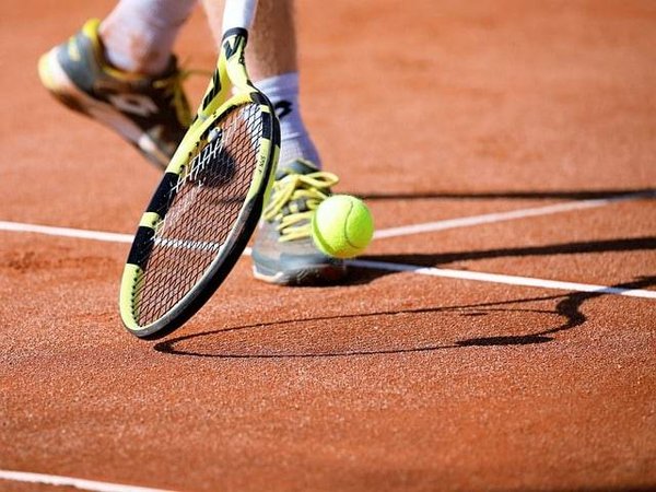 Comment choisir son matériel et sa raquette pour les sports de raquette ?